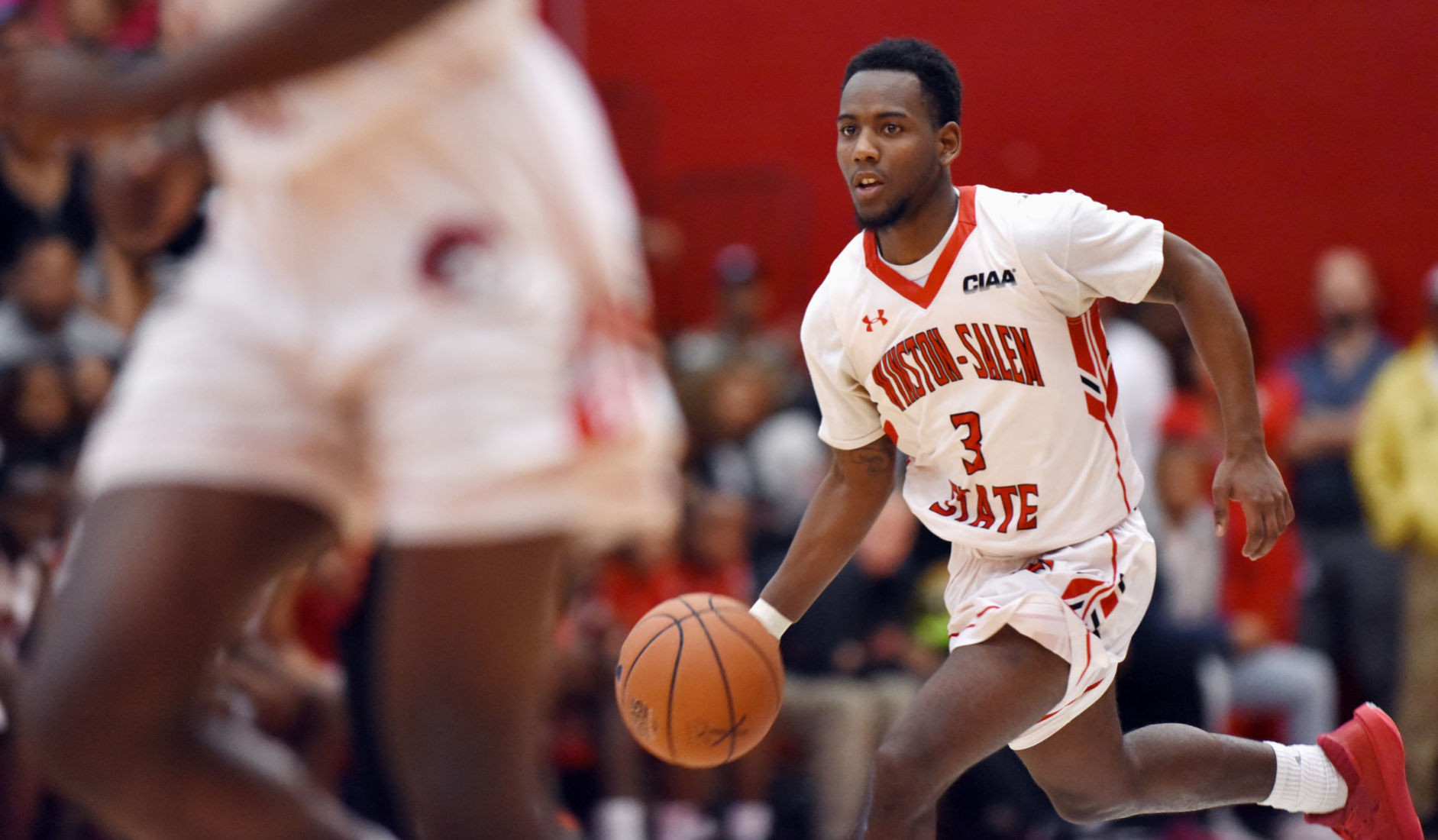 Livingstone v. Winston-Salem State baseketball